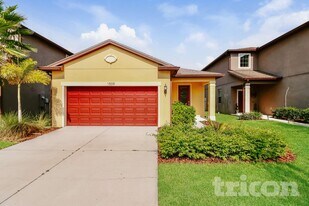 1509 Gadsden Point Pl in Ruskin, FL - Building Photo