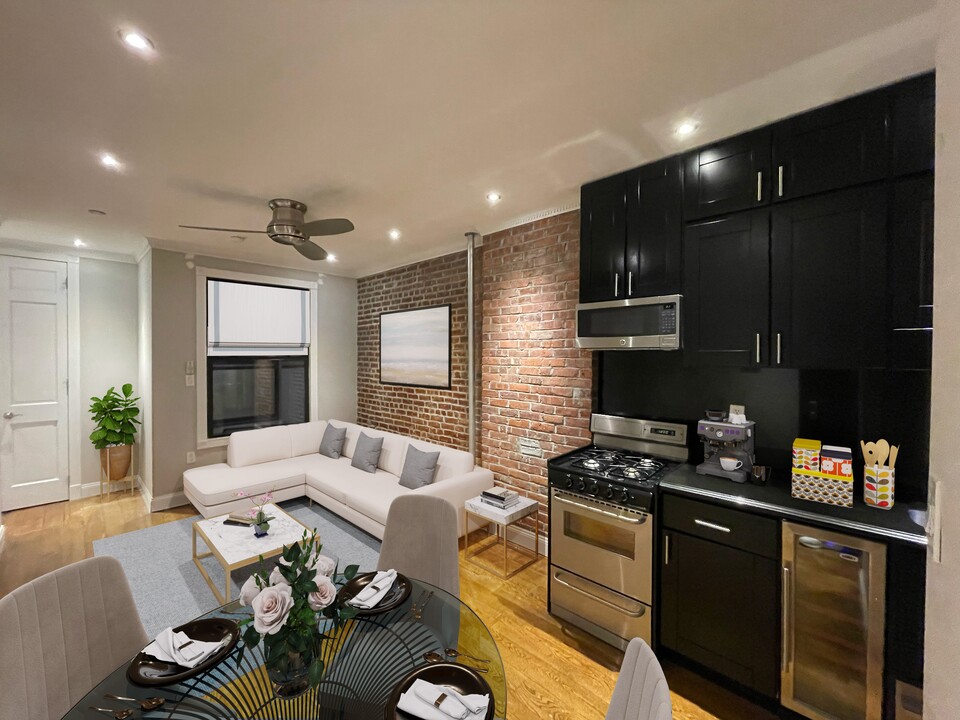 436 W 52nd St, Unit APT 6C in New York, NY - Building Photo