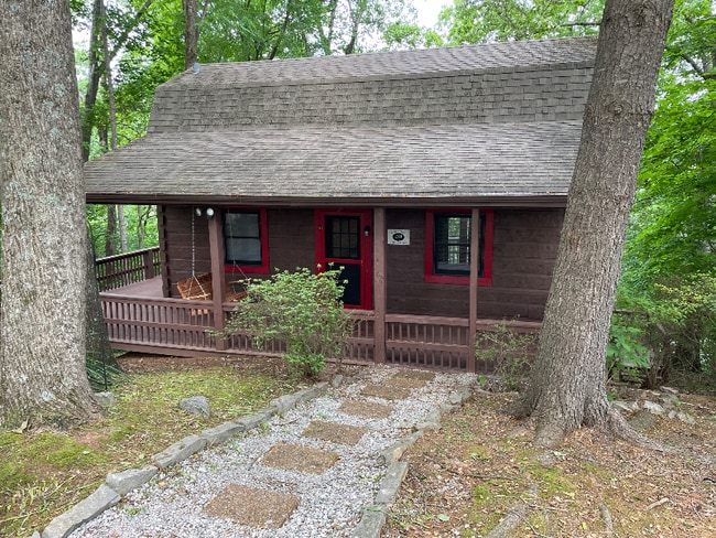 property at 516 Twin Rivers Dr