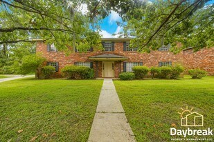 10913 Queen Ann Ct in Savannah, GA - Building Photo