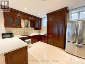 63 Norton Ave in Toronto, ON - Building Photo - Building Photo