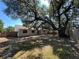 11510 Powder Mill Trail in Austin, TX - Building Photo