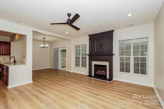 10310 Blakeney Preserve Dr in Charlotte, NC - Building Photo - Building Photo