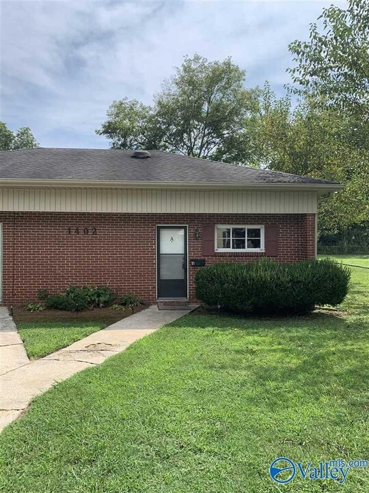 1402 Rison Ave NE in Huntsville, AL - Building Photo