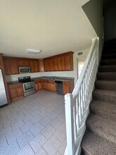 8540 Huntington Park Dr in New Orleans, LA - Foto de edificio - Building Photo