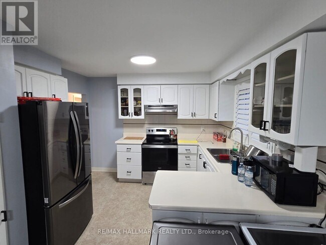 148 Derrydown Rd in Toronto, ON - Building Photo - Building Photo