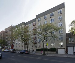 27-10 30th Ave in Long Island City, NY - Building Photo