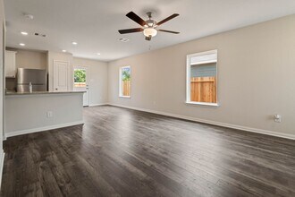 372 Fastboy Ln in Waller, TX - Building Photo - Building Photo