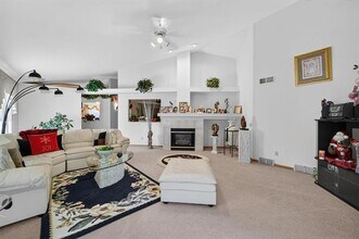 2906 Brian Ln in Fitchburg, WI - Building Photo - Building Photo