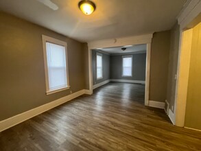 1625 37th St in Rock Island, IL - Foto de edificio - Building Photo