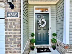 4349 Elderberry Ln in Virginia Beach, VA - Foto de edificio - Building Photo