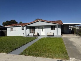 18610 NW 47th Ct in Miami Gardens, FL - Building Photo