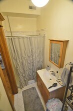 1415 W Belle Plaine Ave-Unit -2 in Chicago, IL - Foto de edificio - Building Photo