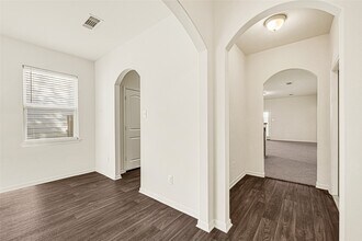 10506 Pine Landing Dr in Houston, TX - Building Photo - Building Photo