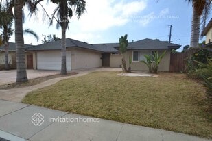 810 Trinidad Way in Oxnard, CA - Building Photo
