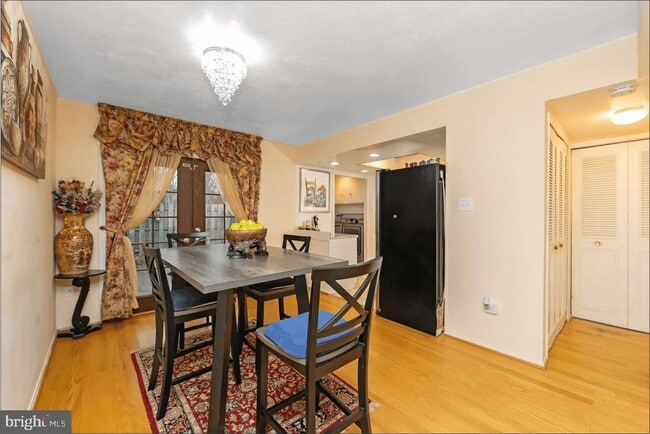 40 Rittenhouse Dr in Willingboro, NJ - Building Photo - Building Photo