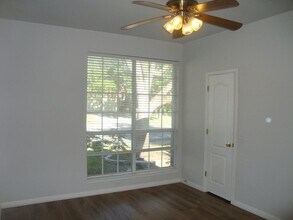 503 Ambrose Dr in Pflugerville, TX - Building Photo - Building Photo