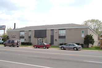 Woodbine Apartments in Detroit, MI - Building Photo - Building Photo