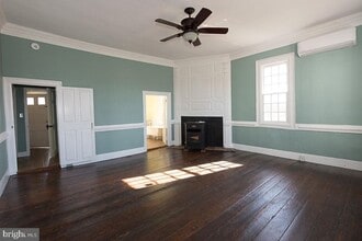 9400 Justice Ln, Unit Main Floor in Delaplane, VA - Building Photo - Building Photo