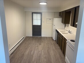 4455 Independence St in Wheat Ridge, CO - Foto de edificio - Building Photo