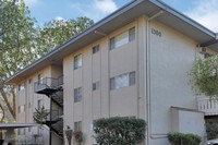 Diablo Villa Apartments in Walnut Creek, CA - Building Photo - Building Photo