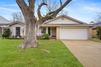 3107 Timber View Dr in Sugar Land, TX - Building Photo - Building Photo