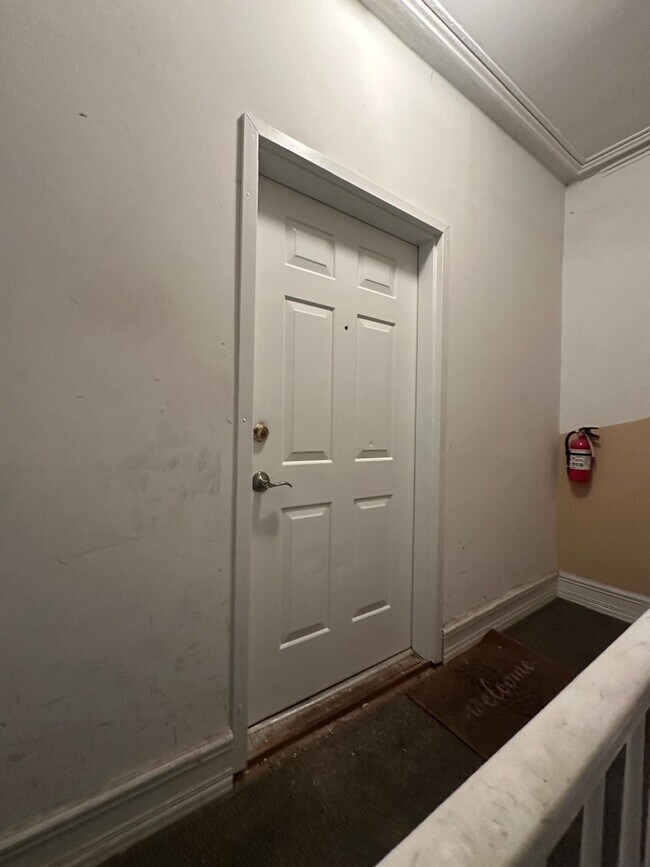 308 2nd St in Jersey City, NJ - Building Photo - Building Photo