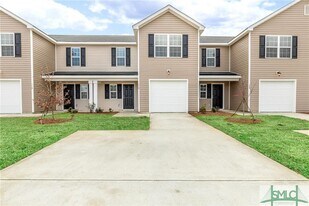 118 Orkney Rd in Savannah, GA - Building Photo