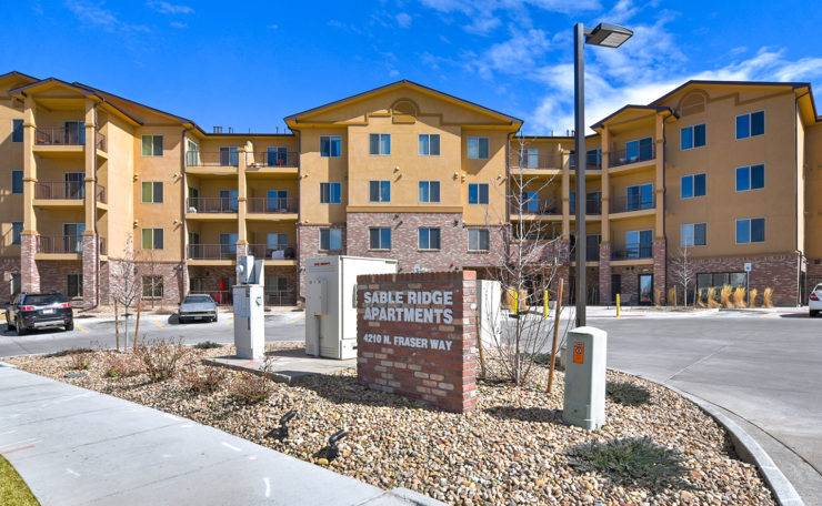 Sable Ridge Apartments in Denver, CO - Building Photo