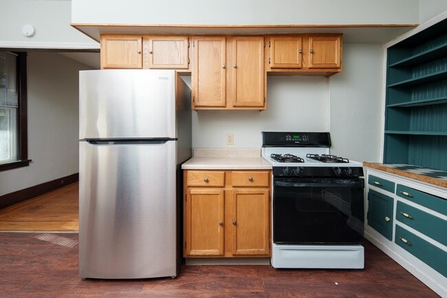 property at 814 Lancaster St