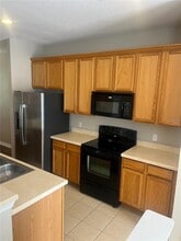 8409 Leeland Archer Blvd in Orlando, FL - Building Photo - Building Photo