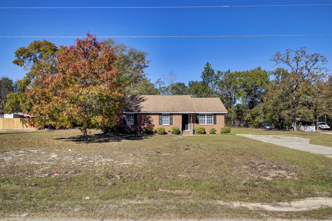 334 Gospel Hill Ct in Orangeburg, SC - Foto de edificio - Building Photo