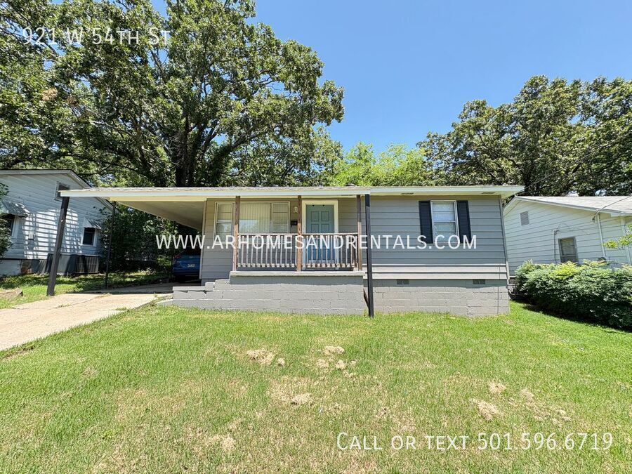 921 W 54th St in North Little Rock, AR - Building Photo