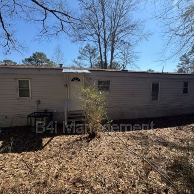182 Meadowview Ln in Newnan, GA - Building Photo - Building Photo