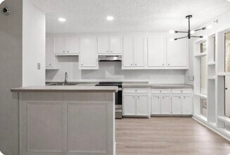 3502 Burlington St in Houston, TX - Building Photo - Building Photo