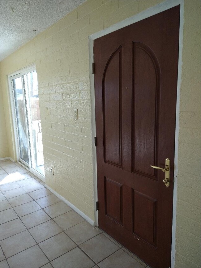 1515 W Desert Cove Ave, Unit Desert Cove in Phoenix, AZ - Building Photo - Building Photo