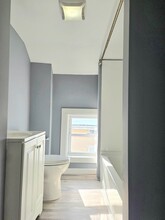 48 Rocliffe St in Fall River, MA - Building Photo - Building Photo