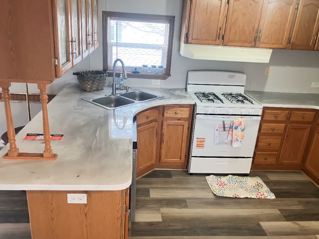 200 N 28th St in Fairfield, IA - Foto de edificio - Building Photo