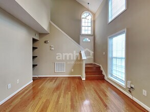 4220 Lake Woodard Dr in Raleigh, NC - Building Photo - Building Photo