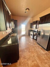 3630 Grand Bahamas Dr in El Paso, TX - Foto de edificio - Building Photo