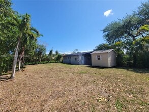 8645 SW 127th St in Miami, FL - Building Photo - Building Photo