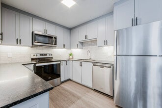 Rosewater Apartments in Windsor, ON - Building Photo - Building Photo