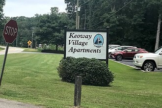 Keoway Village Apartments in Seneca, SC - Foto de edificio - Building Photo