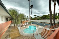 The Estates at Medlock in Phoenix, AZ - Building Photo - Building Photo