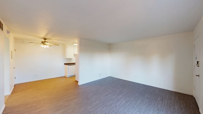 property at 400 Alameda del Prado