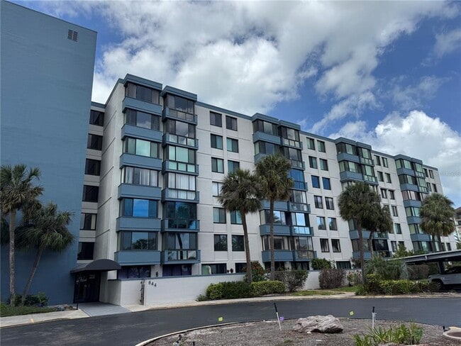 644 Island Way in Clearwater, FL - Building Photo - Building Photo