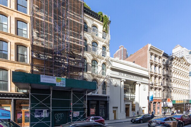 119 Chambers St. in New York, NY - Building Photo - Building Photo