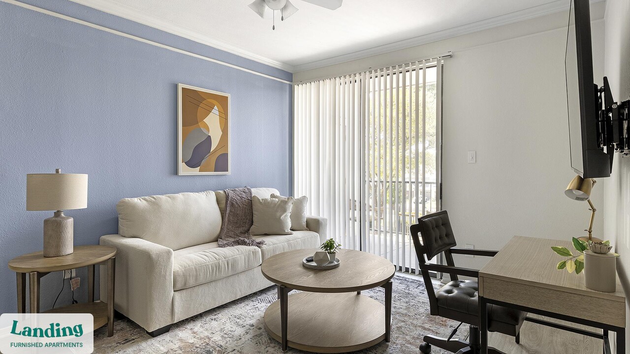 1601 W Arbrook Blvd in Arlington, TX - Foto de edificio