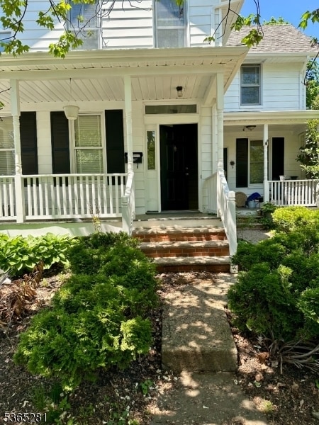property at 209 Holmes St