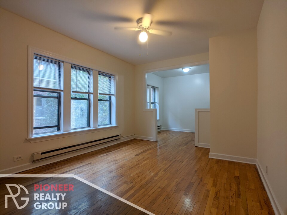 3817 N Fremont St, Unit W2 in Chicago, IL - Building Photo